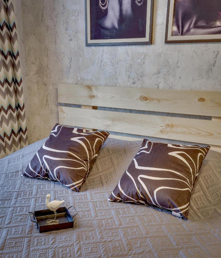 Yourhouse На Розыбакиева Утепова Недалеко От Меги Almaty Extérieur photo
